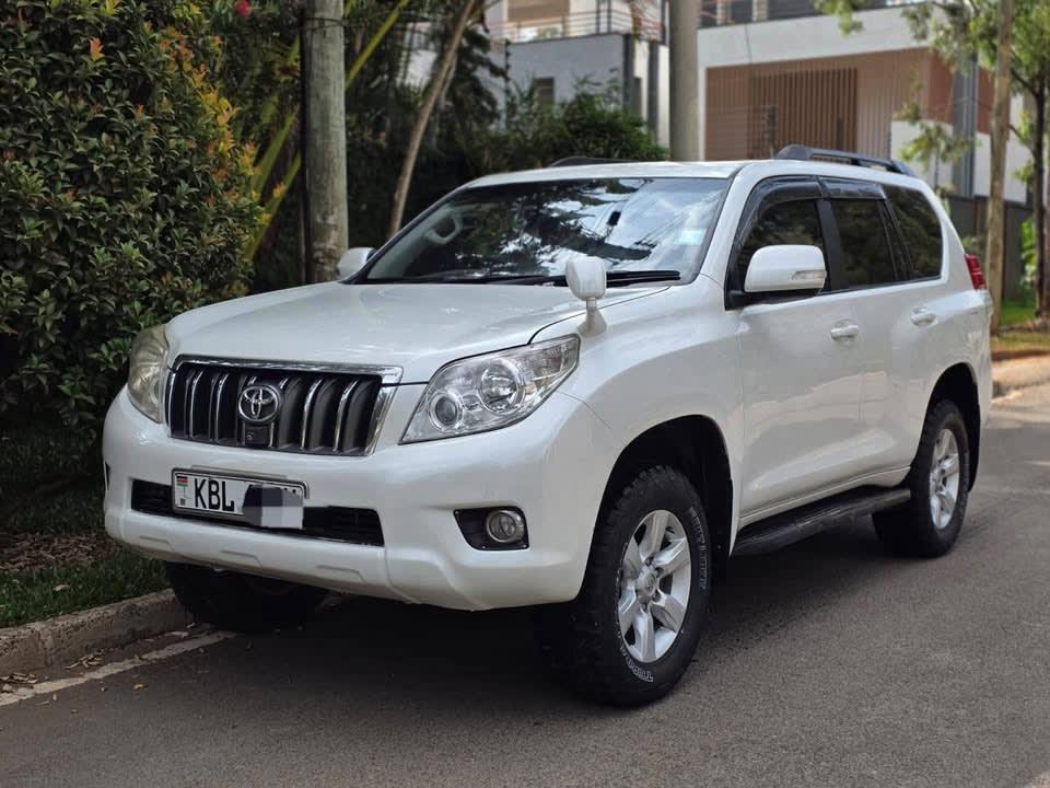 2010 Toyota land cruiser Tx
